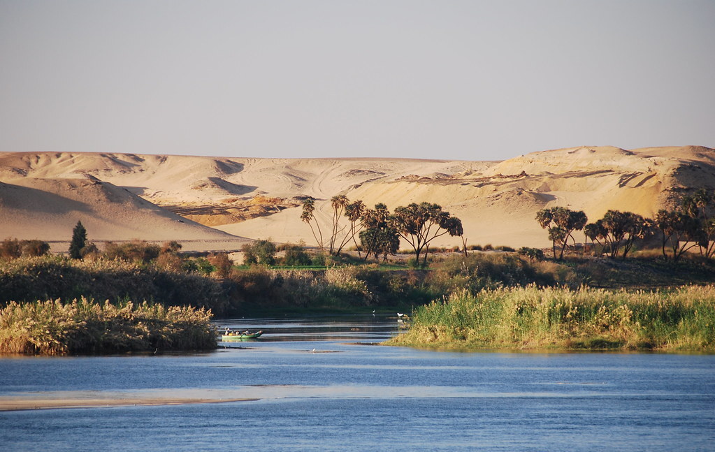 غروب على نهر النيل في مصر